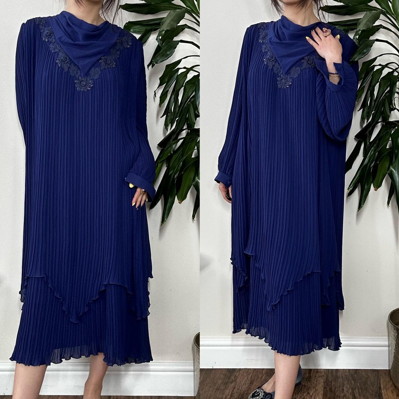 Gorgeous 80s navy ankle length long sleeve cape gown - OneCatBoutique