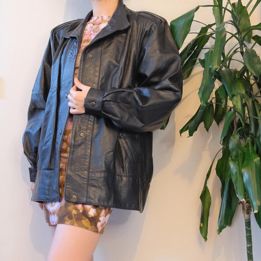 Vintage 80s black leather jacket with oversized shoulder - OneCatBoutique