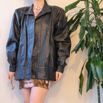 Vintage 80s black leather jacket with oversized shoulder - OneCatBoutique