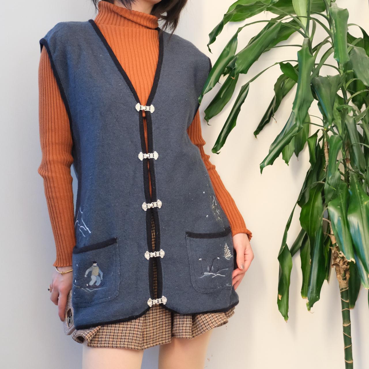 Conviction navy wool vintage Christmas jumper vest - OneCatBoutique