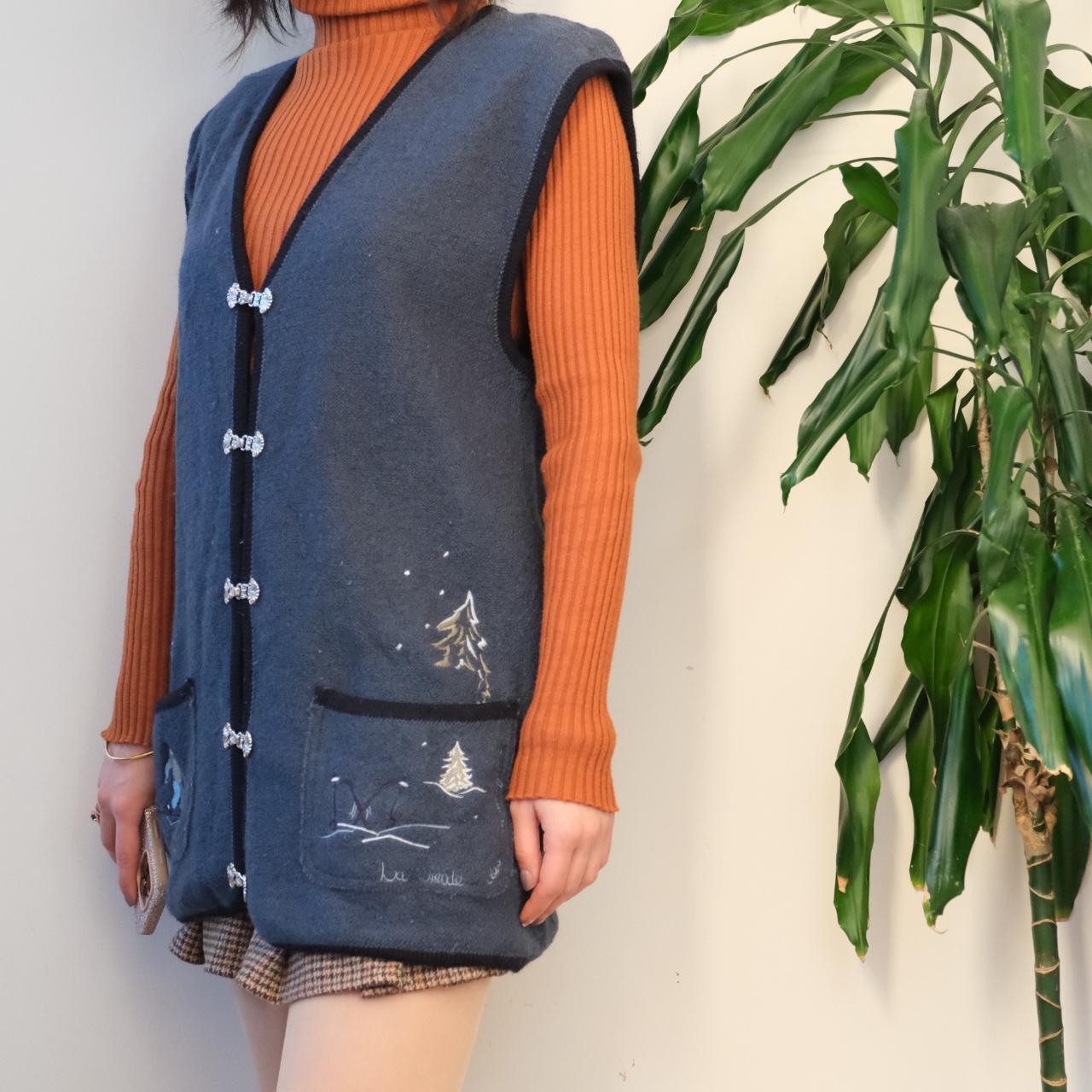 Conviction navy wool vintage Christmas jumper vest - OneCatBoutique