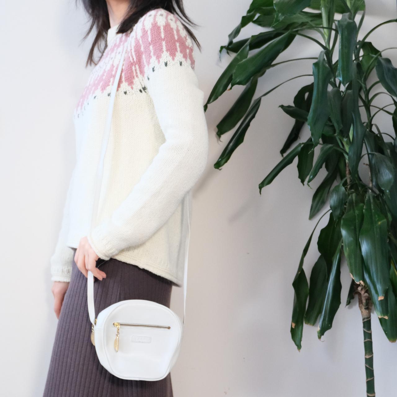 Vintage handmade 1990s Medici white leather crossbody bag - OneCatBoutique