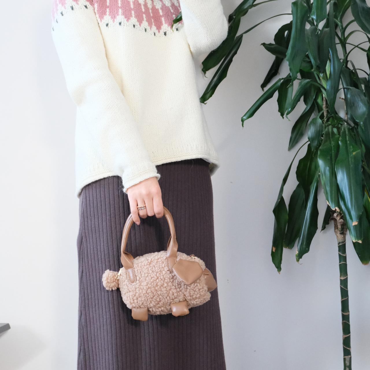 Y2K curly sheep crossbody bag - OneCatBoutique